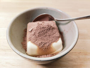 150gの豆腐にココアパウダー大さじ2を塗した画像